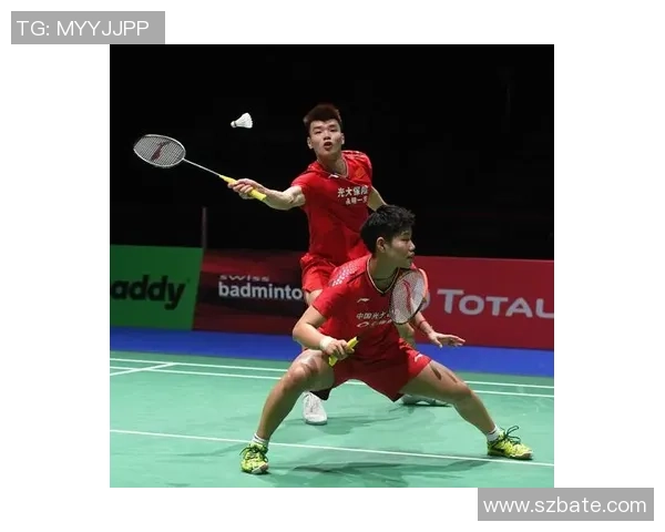 成都羽毛球队中路突破分析与战术得失探讨